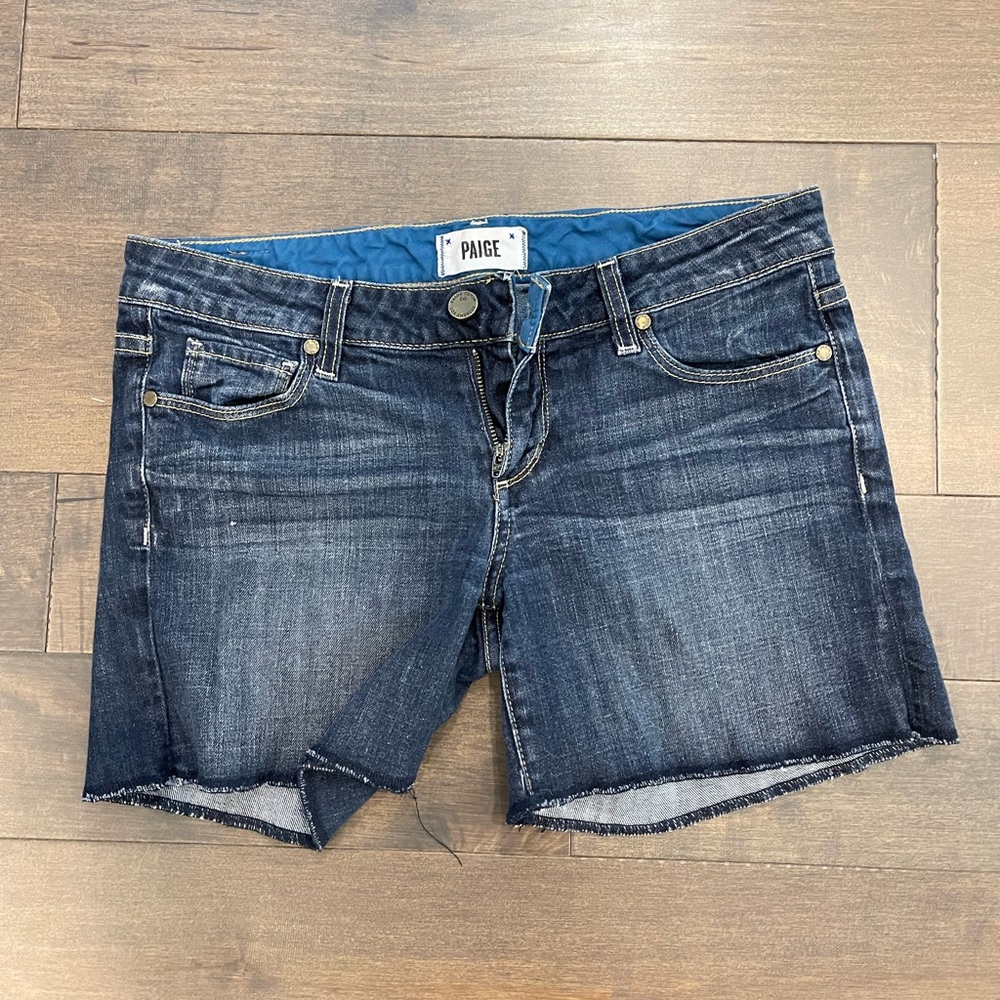 Paige shorts. Size 26
